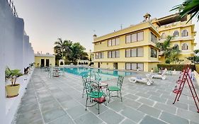 Padmini Bagh Resort